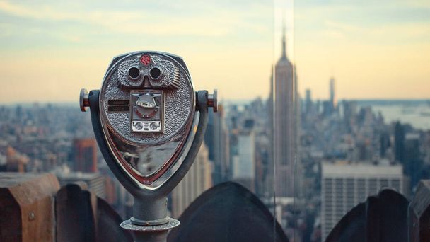 Observation binoculars in a tourist location in New York - Foto, Imagen