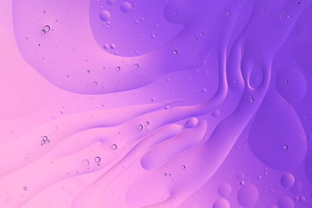Abstract macro background of oil on water purple color - Photo, Image