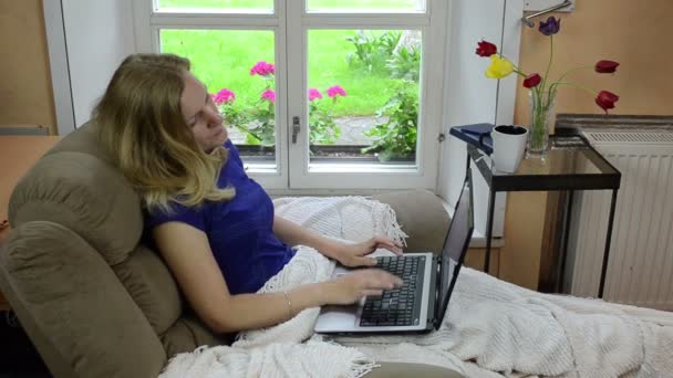 Laptop-Frauenarbeit - Filmmaterial, Video