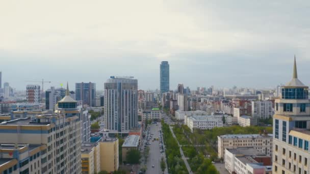 Aerial view of modern buildings in the city centre - Metraje, vídeo