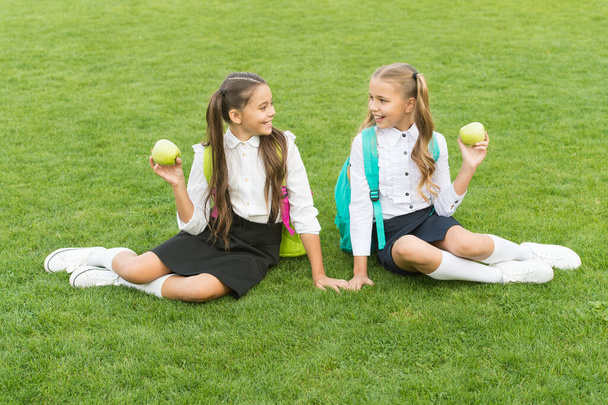 Little girls friends eat healthy school lunch, vitamin food concept - Fotoğraf, Görsel