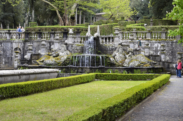 Fontana dei Giganti, Villa Lante
 - Foto, immagini