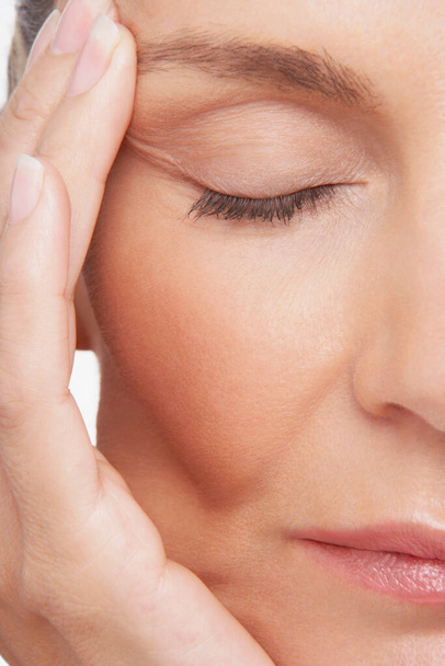 Middle-Aged Woman with headache - Foto, Imagem