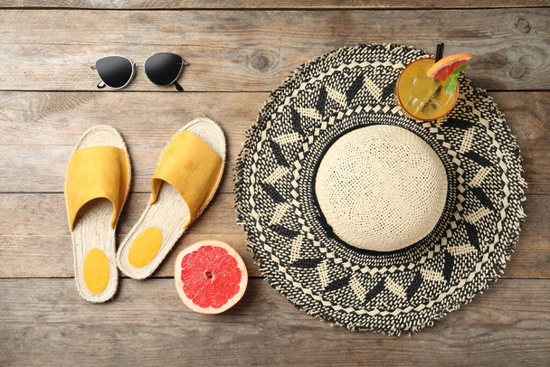 Beach objects on wooden background, flat lay - Photo, image