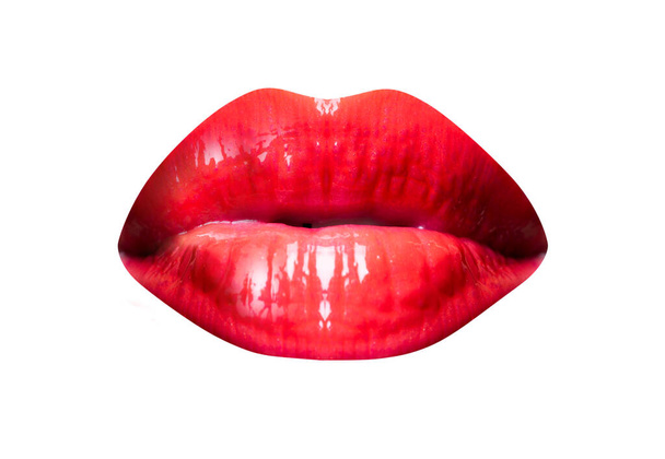 Rode lippen op witte achtergrond. Mooie vrouwelijke lippen. - Foto, afbeelding