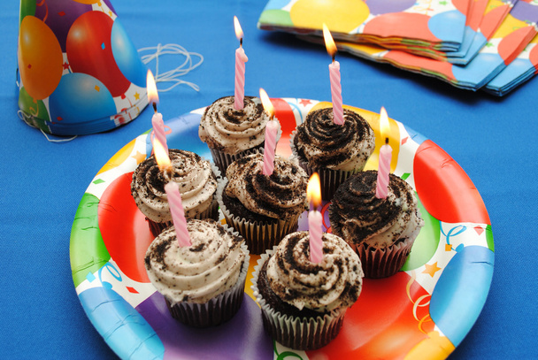 Syntymäpäivä cupcakes
 - Valokuva, kuva