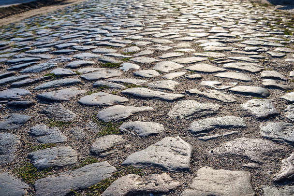 pavés de granit d'une route de campagne en Pologne - Photo, image