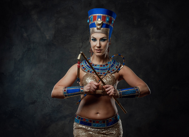 Piękna kobieta w egipskim kostiumie - Zdjęcie, obraz