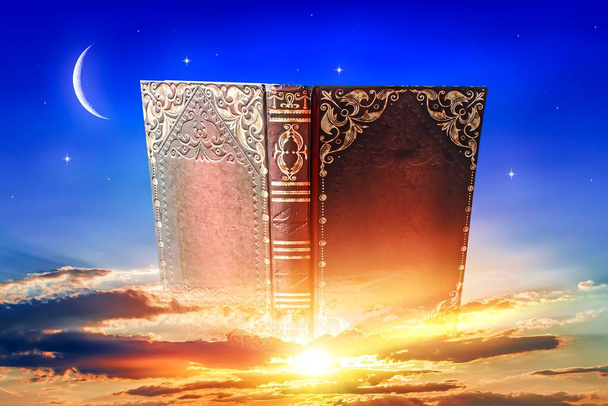 Un libro de la vida sobre el telón de fondo del cielo. enseñanza religiosa para el alma
 - Foto, Imagen