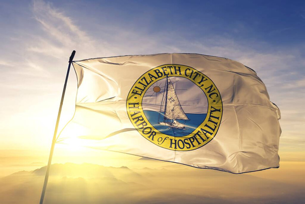 Elizabeth City of North Carolina of the United States flag waving - Фото, зображення