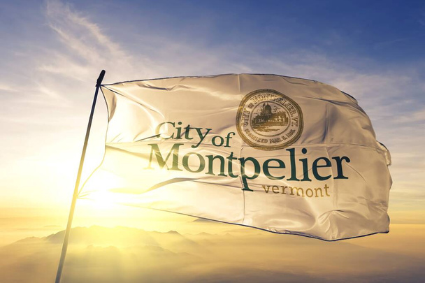 Montpellier du Vermont du drapeau des États-Unis agitant - Photo, image