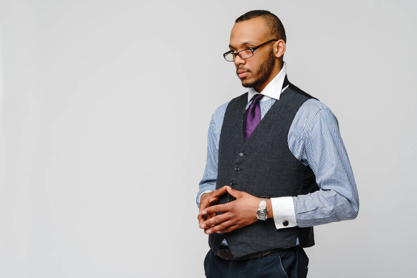 African-American businessmanman wearing glasses portrait over grey background - Φωτογραφία, εικόνα