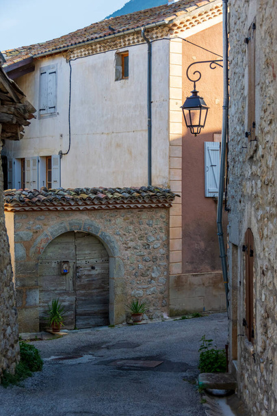 Old street of the small village of Saint-Pierre d'Argencon, Hautes-Alpes, France - Fotografie, Obrázek
