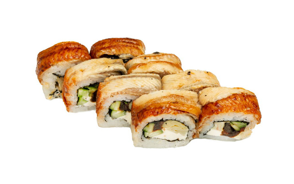 Unagi Sushi Φιλαδέλφεια rolls- ιαπωνικό στυλ τροφίμων. Σύνολο Sushi απομονωμένο σε λευκό φόντο - Φωτογραφία, εικόνα