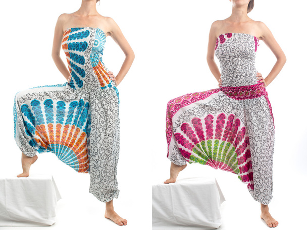 Calças de harém multi-cores com padrão indiano
 - Foto, Imagem