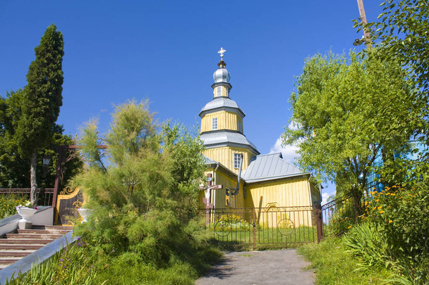 Puinen Nikolai kirkko Novgorod-Seversky, Ukraina - Valokuva, kuva
