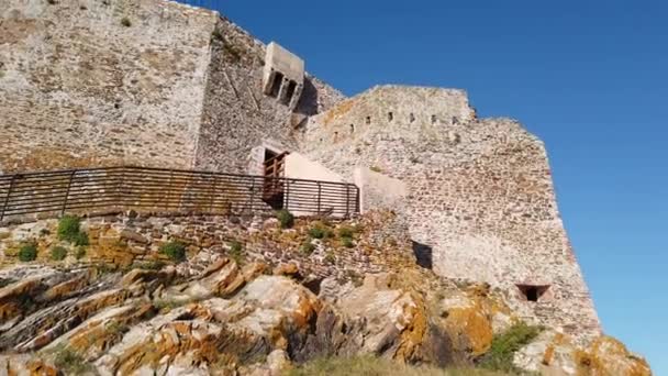 Fortaleza de Volterraio no Castelo de Elba
 - Filmagem, Vídeo