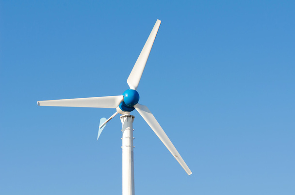 větrné elektrárny pro výrobu energie - Fotografie, Obrázek