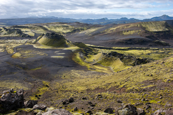 Paisagem vulcânica em Lakagigar, crateras Laki, Islândia
 - Foto, Imagem