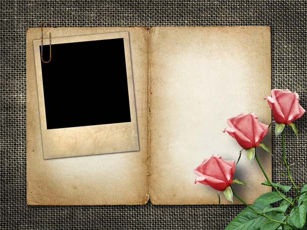 Карточка для приглашения или поздравления с розовой розой и старым фо
 - Фото, изображение