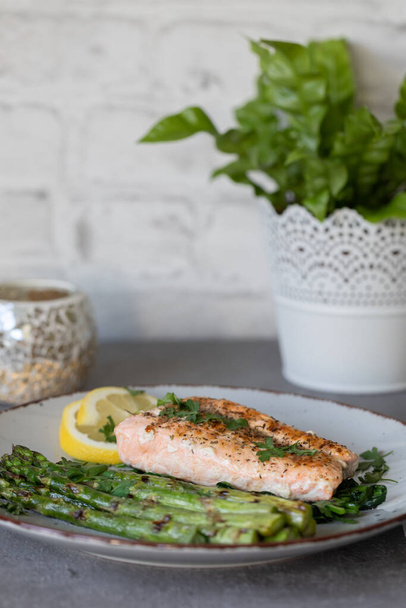 grilled salmon with green asparagus - Photo, Image