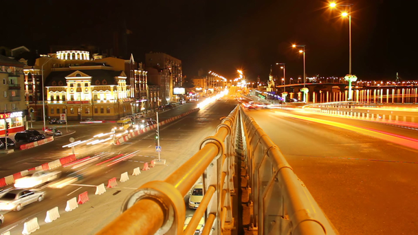 autók éjszakai forgalom - Felvétel, videó