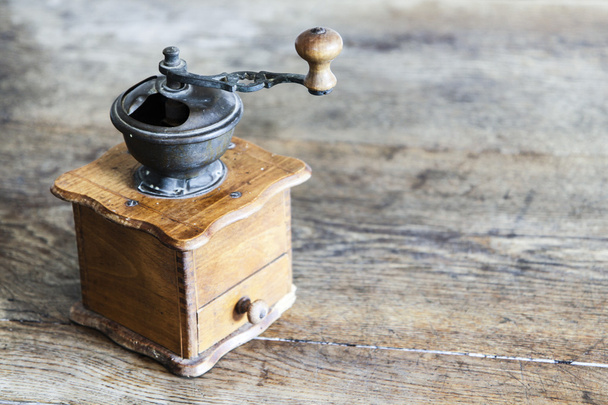 Moedor de café manual vintage
 - Foto, Imagem