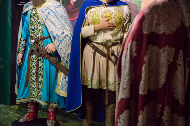 Roupas dos cossacos e hetmans do Sich Zaporizhzhya
 - Foto, Imagem