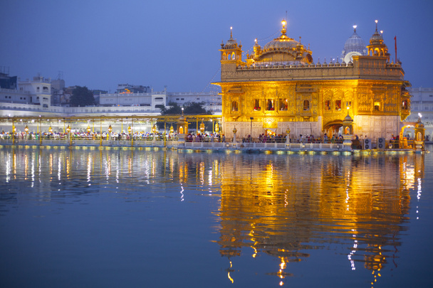 Kultainen temppeli, Amritsar
 - Valokuva, kuva