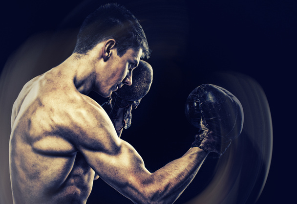 Молода людина боксу
 - Фото, зображення