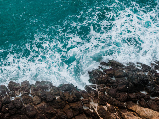 Wild rocky place. Aerial view. Sea waves - Foto, Imagen