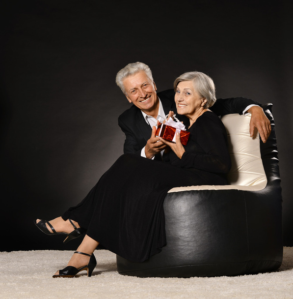 Senior couple celebrating holiday - Foto, afbeelding