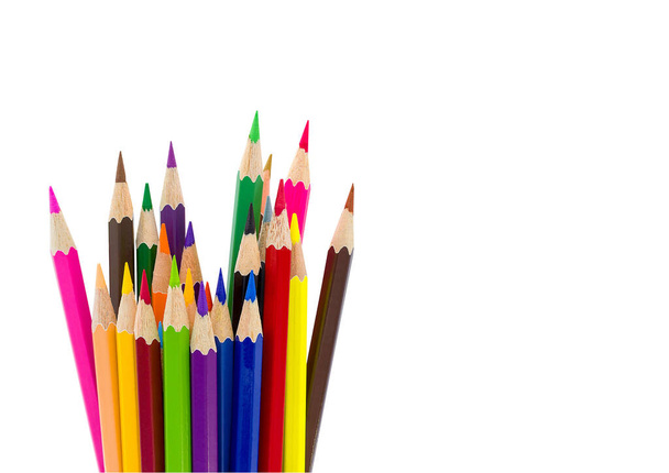 Színes ceruzák elszigetelt fehér háttér nyírás út.Close up - Fotó, kép