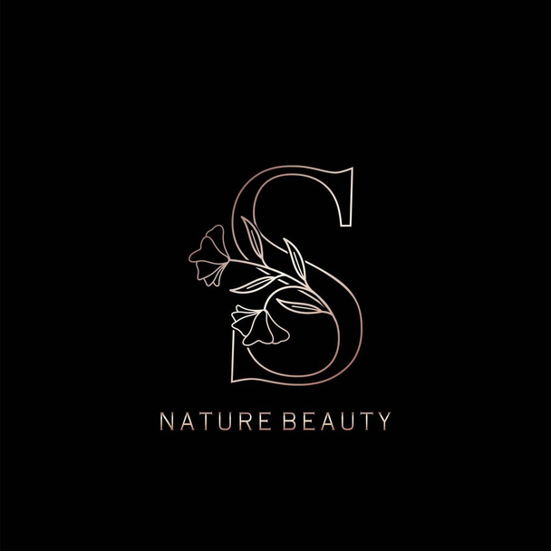 Elegance Nature Beauty obrys Květina Počáteční písmeno S logo ikona v vektorové zdobené květinové listy šablony design růže zlatá barva. - Vektor, obrázek