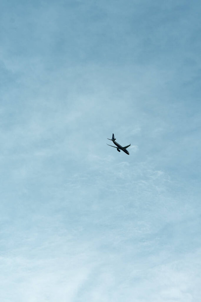 airplane in the sky - Foto, Bild