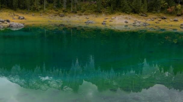 Lago di Carezza Dolomiti occidentali Italia - Filmati, video