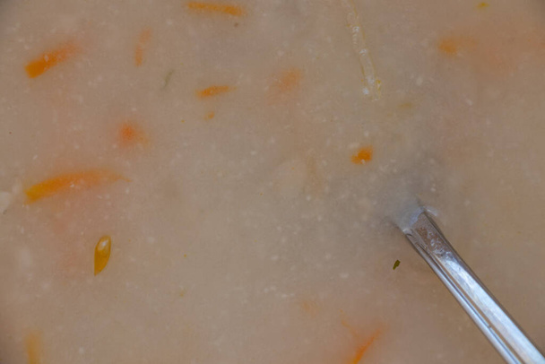 un piatto di zuppa malato di ucraina per il pranzo come sfondo - Foto, immagini