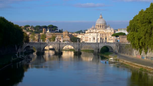 Skyline di Roma con la Basilica Vaticana di San Pietro - Filmati, video
