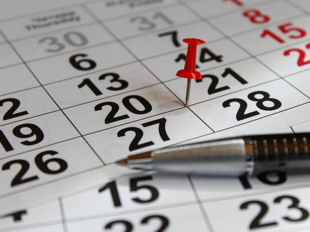 рабочий день календарный год
 - Фото, изображение