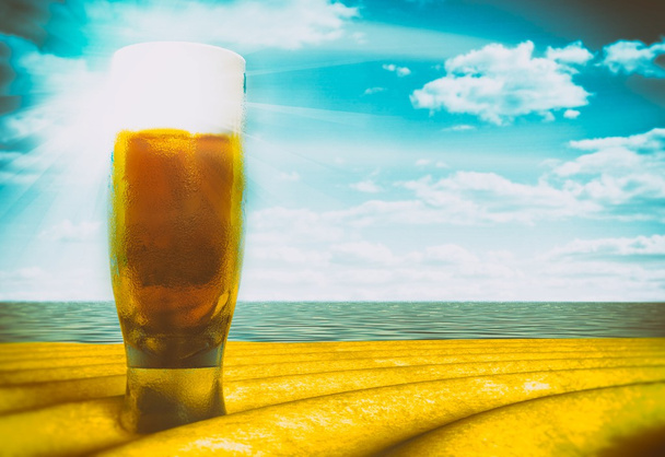 Beer glass on beach sunny day, vintage illustration - Foto, imagen