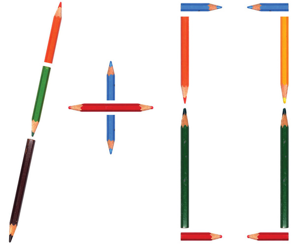 СЛАШ, ПЛЮС, И БРАКЕТЫ, изолированные на белом фоне части в соответствии с здесь доступный алфавит набор, составленный из фотографий подержанных цветных карандашей - Фото, изображение
