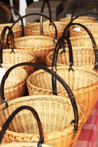 ринок плетеними кошику
 - Фото, зображення