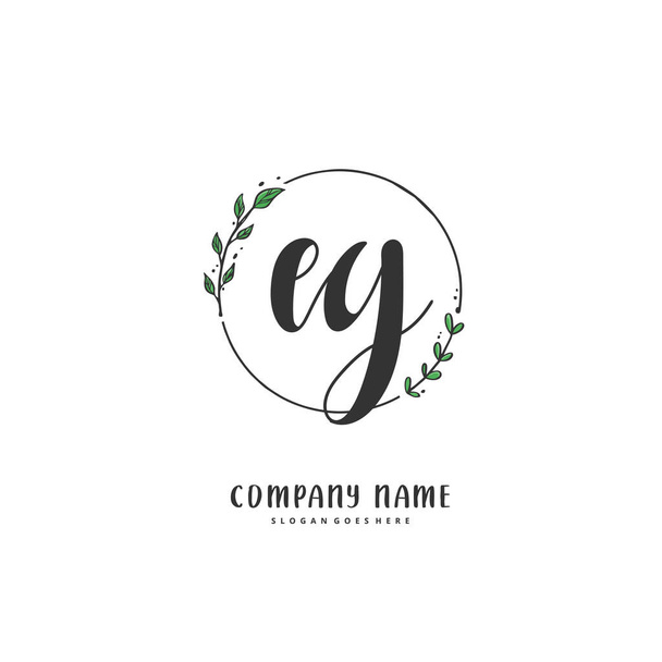 E G EG Первоначальный почерк и дизайн логотипа с кругом. Озил разработал рукописный логотип для моды, команды, свадьбы, роскошного логотипа. - Вектор,изображение