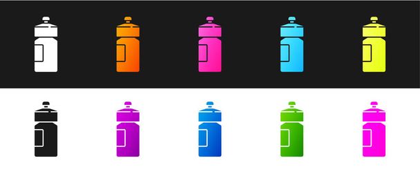 Nastavit ikonu Fitness Shaker izolované na černobílém pozadí. Sportovní třepačka s víčkem na vodu a proteinové koktejly. Vektor - Vektor, obrázek