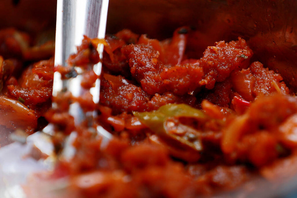 Receta de cerdo picante de chile estilo indio, Chile de cerdo Freír - Foto, Imagen