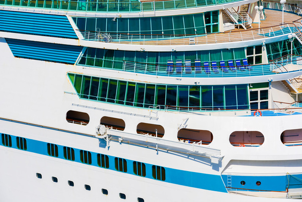 Side of a cruise ship - Foto, Imagen