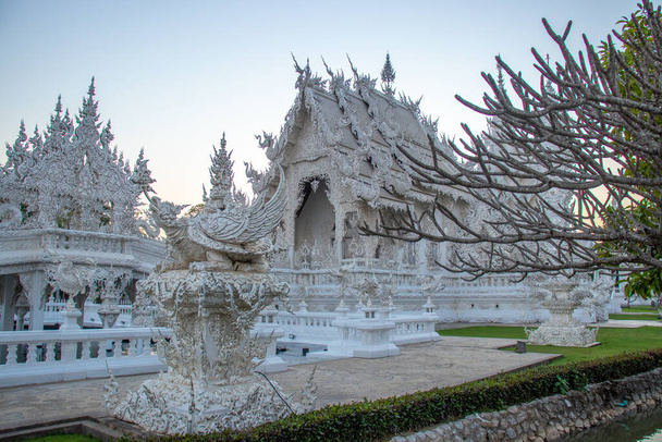 Tajlandia. Chiang Rai. Biała Świątynia - Zdjęcie, obraz