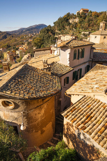 Scenic view of rooftops of Subiaco in Italy - Foto, immagini