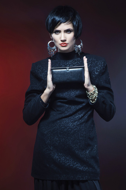 Studio záběr sexy fashional žena v černých šatech. - Fotografie, Obrázek