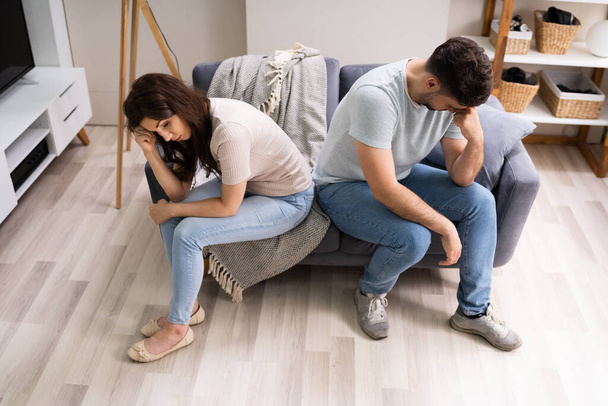 Sad Couple Family Problems And Divorce. Woman Ignoring Man - Foto, imagen
